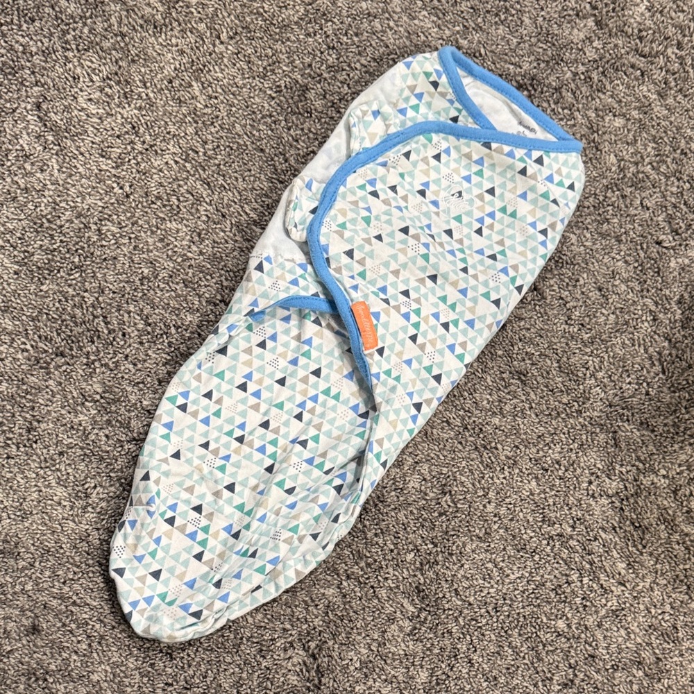 SwaddleMe Blue and White Swaddle